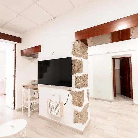 Colonial Stone Appartement *