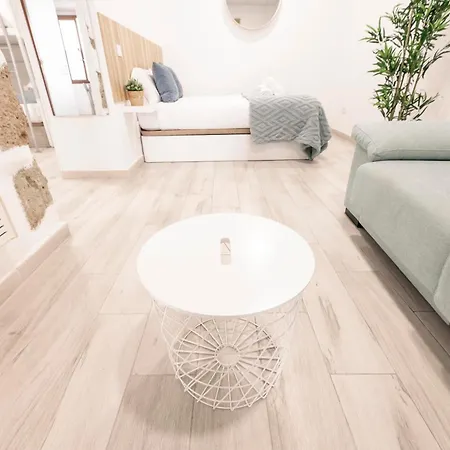 Colonial Stone Appartement *